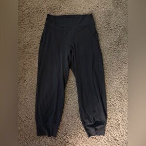 Lululemon Align Cropped Joggers